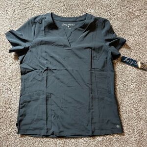 NWT Easy Stretch Scrub Top